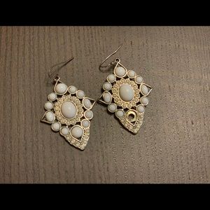 Beautiful golden white beads studded ear rings!